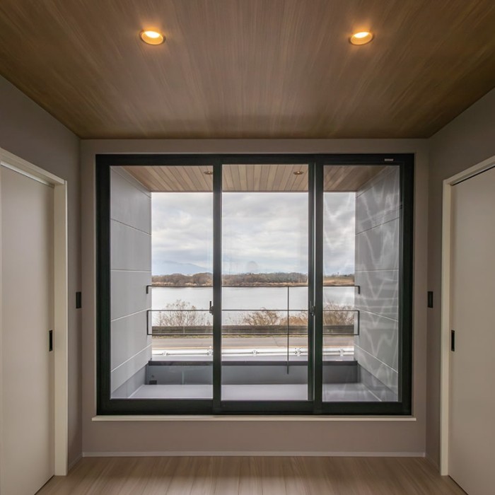 景色を暮らしに取り込んだ、シンプルな住まい